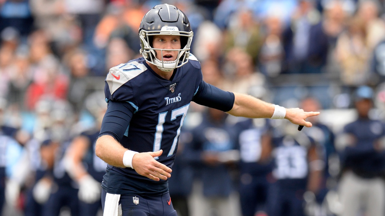 QB Ryan Tannehill leads Titans to win after father-in-law passes