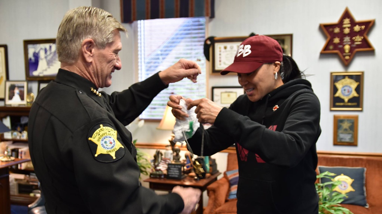 Coach Dawn Staley, Sheriff Leon Lott share unique bond guided by faith