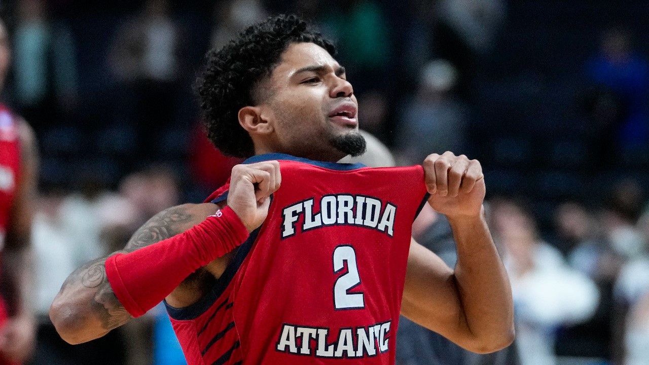 'God's child' Nick Boyd hits game-winner for FAU against Memphis