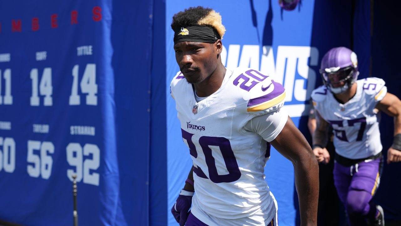 Vikings rookie Charles Demmings providing inspiration, prayer to team with ‘identity in Christ’