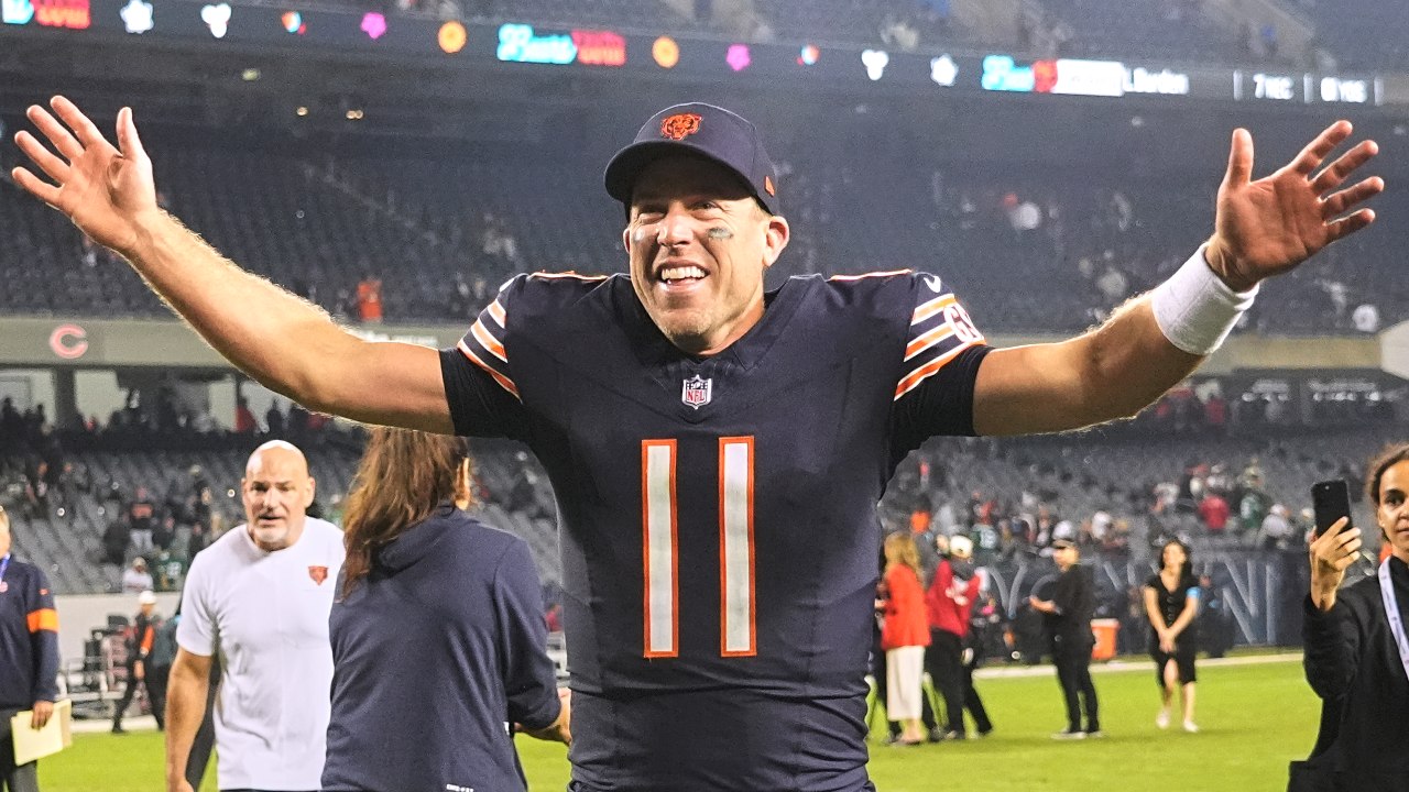38-year-old backup QB Case Keenum leads Chicago Bears to big win: ‘All glory to God’